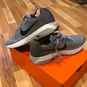 Air Zoom Structure 21